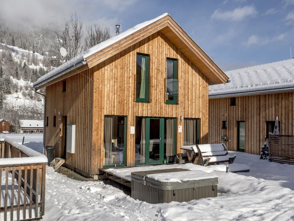 Chalet | Exterior