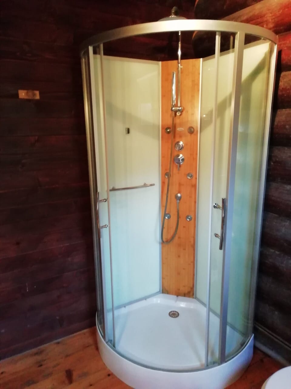 Chalet Near Lake and Pool in Quend-plage Chalet in Quend
