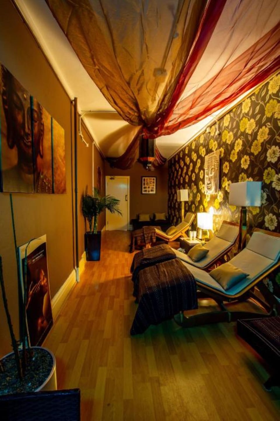 Sauna, steam room, body treatments, deep-tissue massages, body wraps