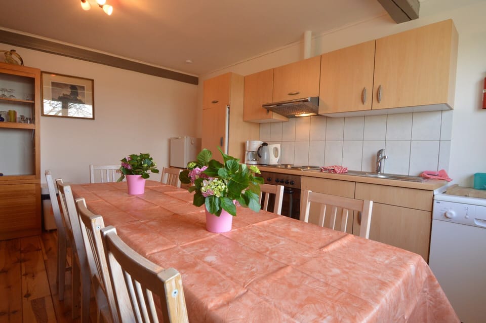 Apartment | Dining