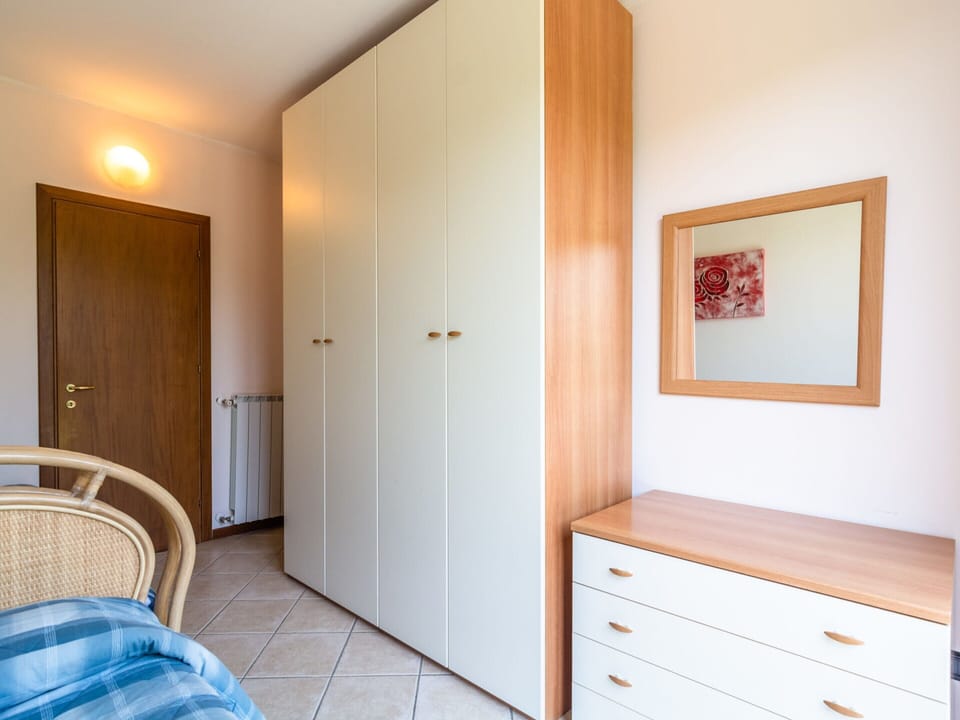 House | 2 bedrooms, individually furnished