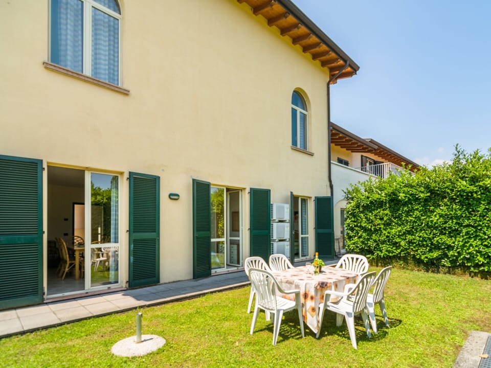 House | Dining