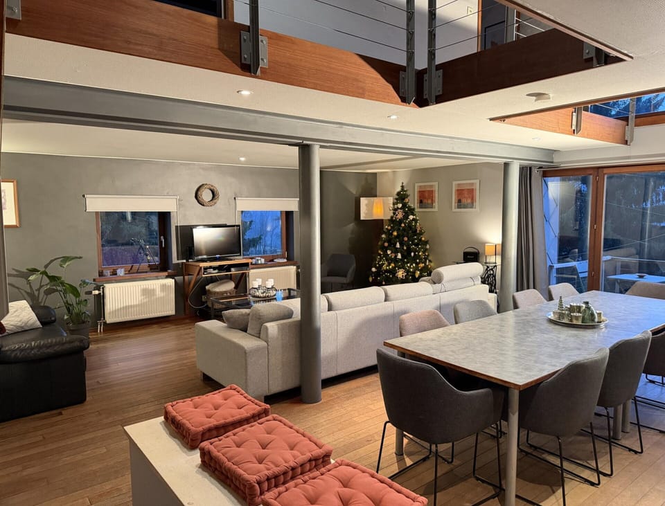 Cottage | Dining