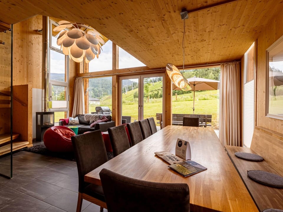 Chalet | Dining