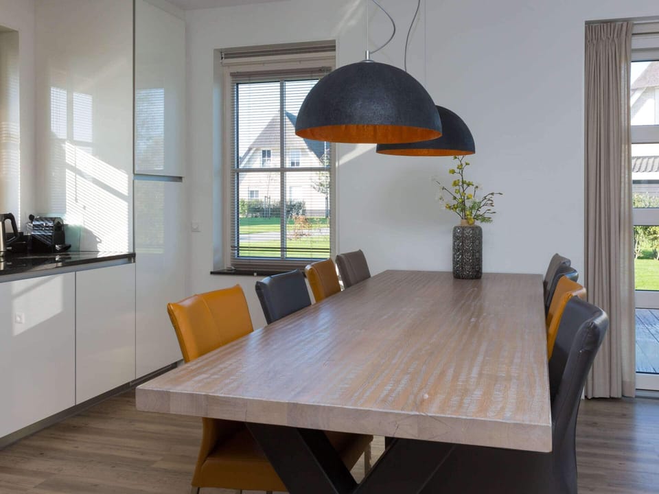 Villa | Dining