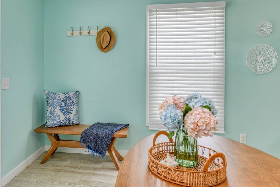 Hang your things and sit on the bench to kick off your shoes and relax.
