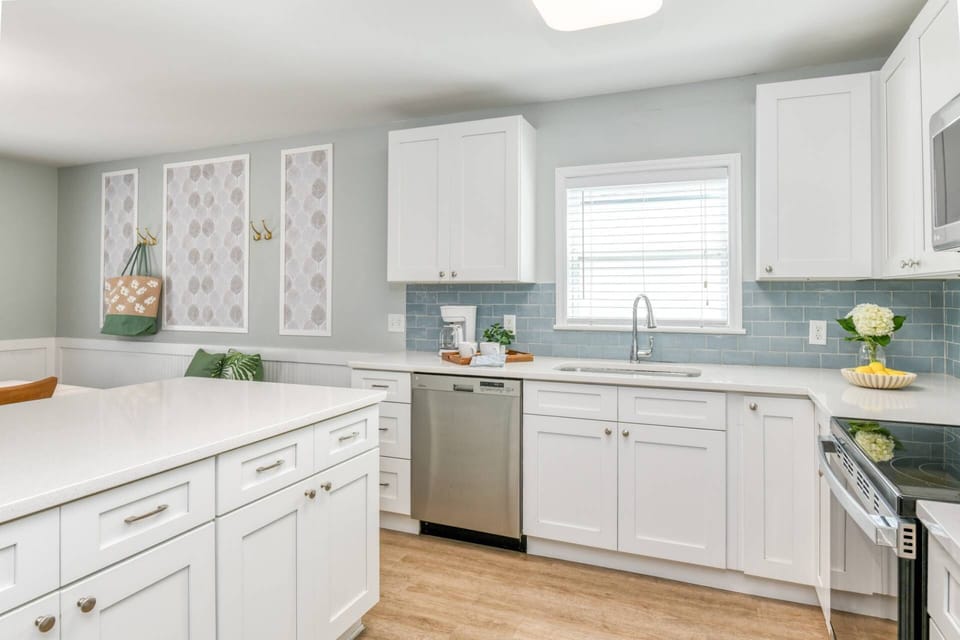 The spacious and beautifully finished kitchen is fully stocked with everything you need to cook your favorite foods and drinks.