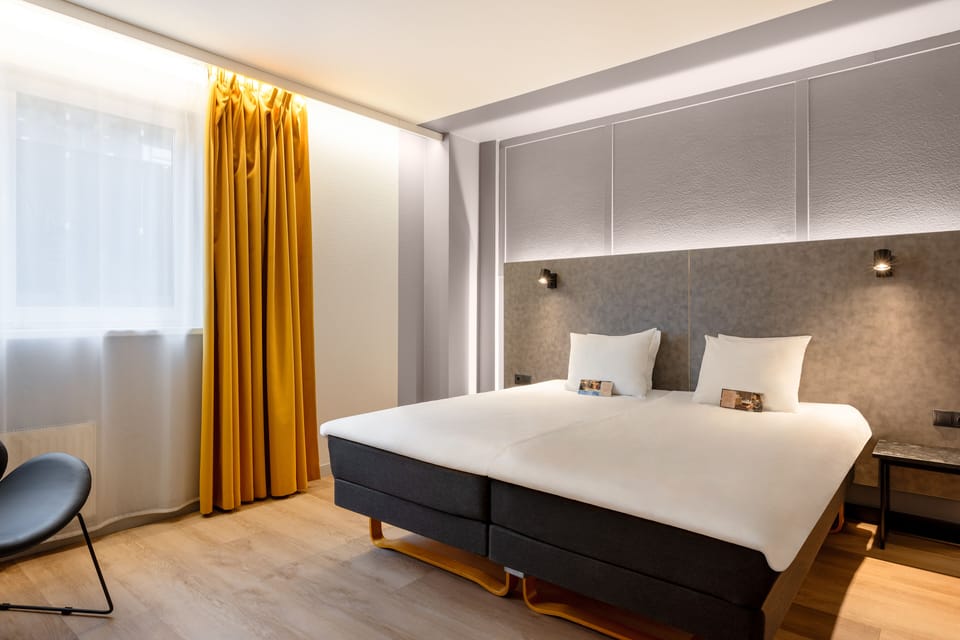 Classic Double or Twin Room, Sauna | Bathroom | Shower, hair dryer, towels