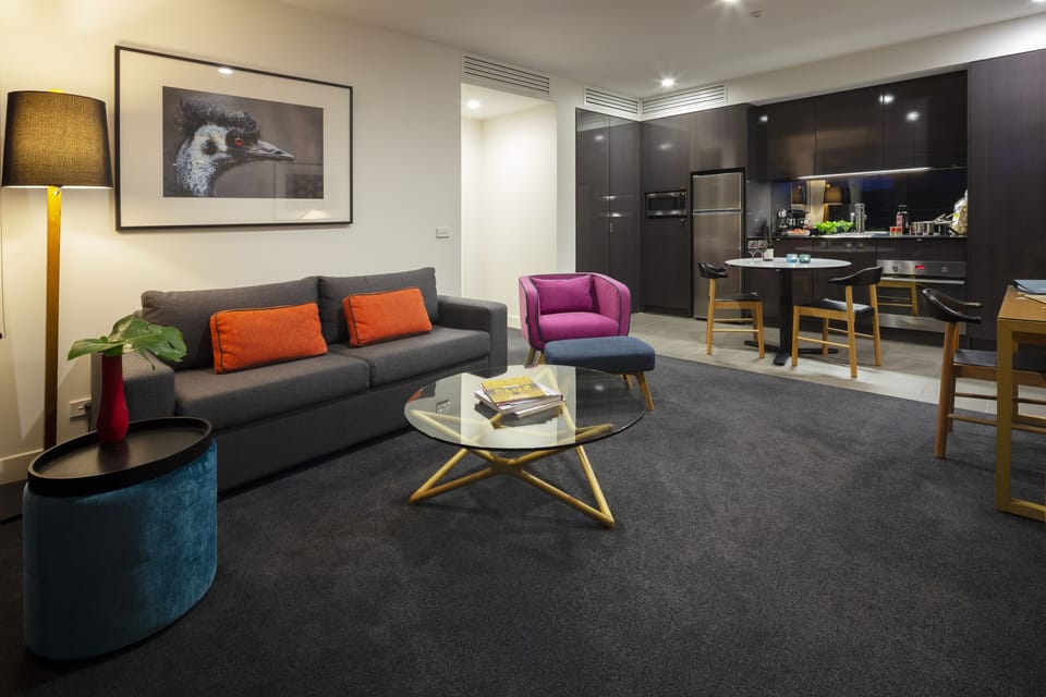 Luxury Apartment | Premium bedding, minibar, in-room safe, desk