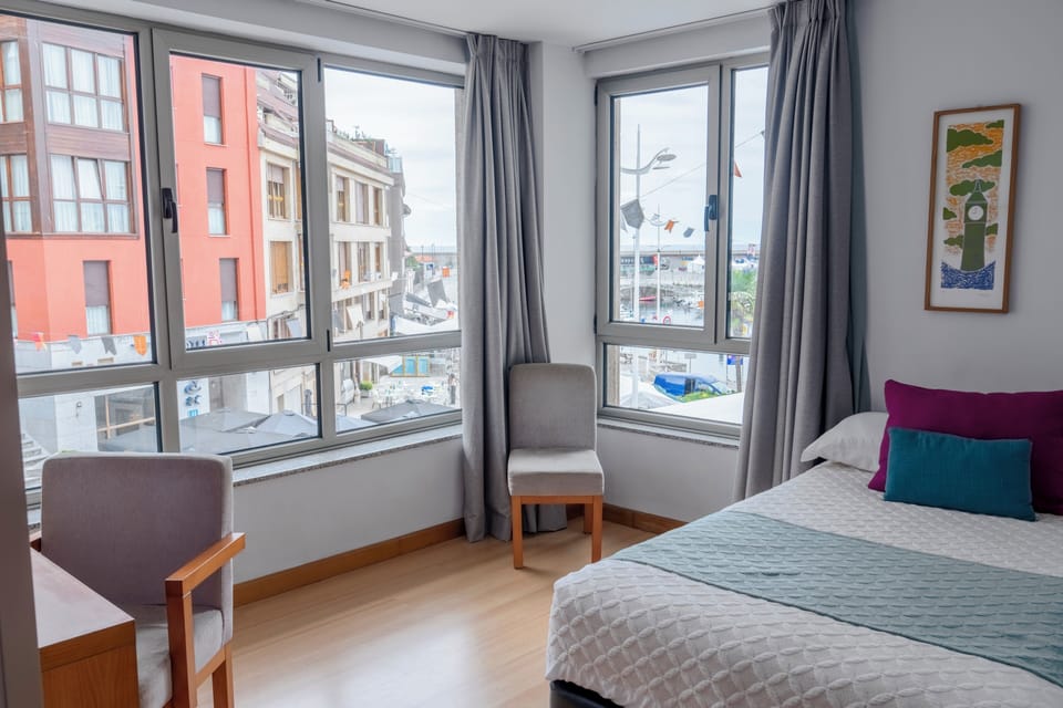 2 Single Beds, Superior Room, with Extra Bed City View | City view