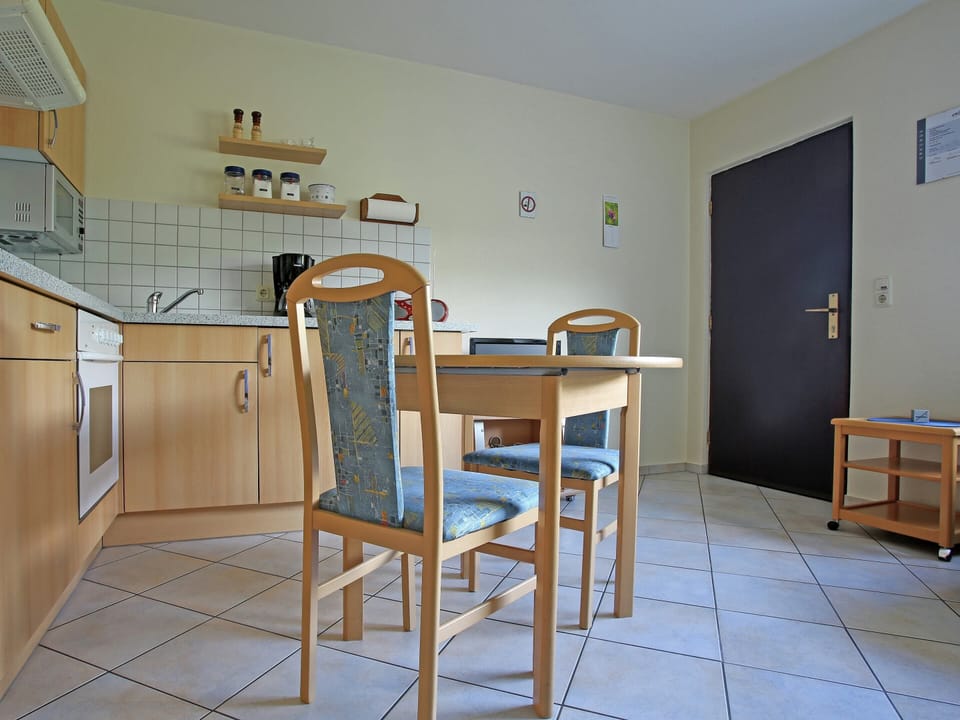 Apartment | Dining