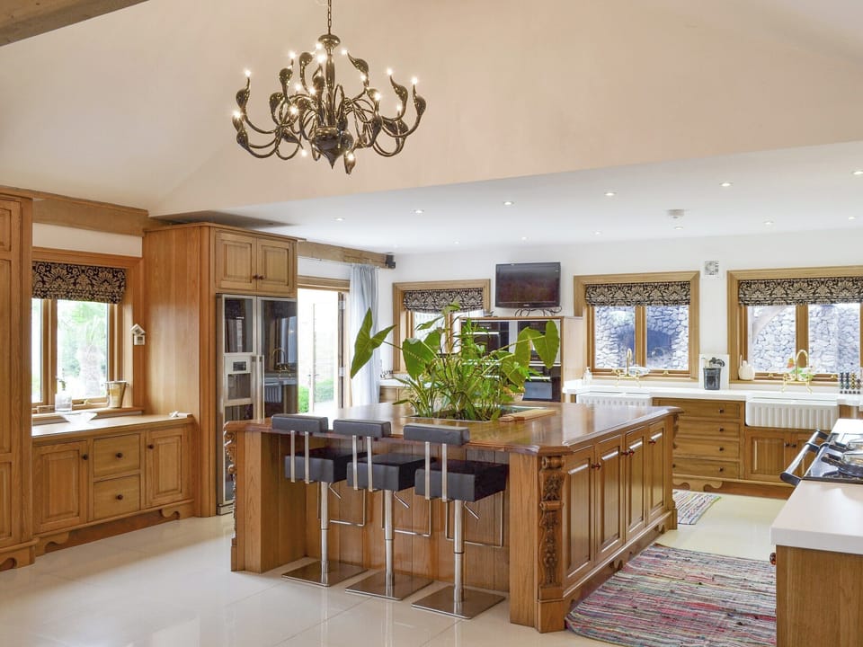 Fully appointed kitchen | Carr End Barn A, Stalmine, near Poulton-le-Flyde