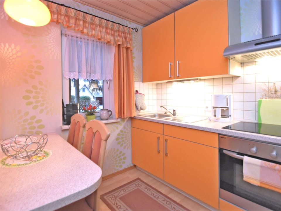 House | Private kitchen | Highchair