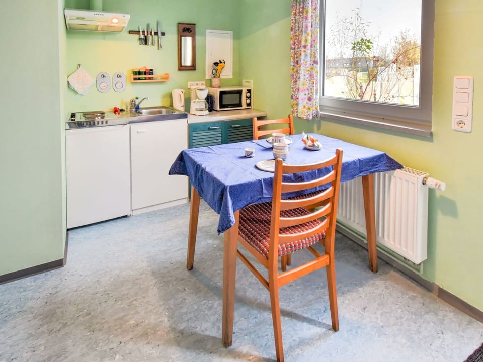Apartment | Dining
