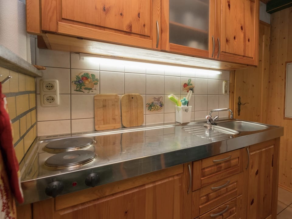 Bungalow | Private kitchen | Highchair