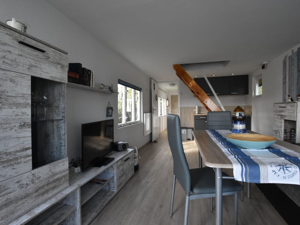 House | Dining