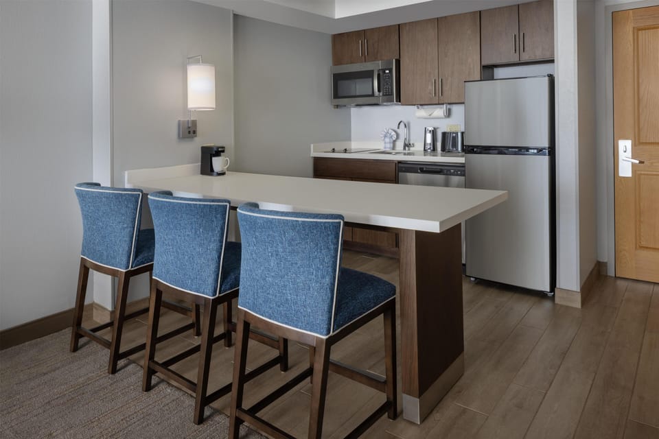 Fridge, microwave, coffee/tea maker
