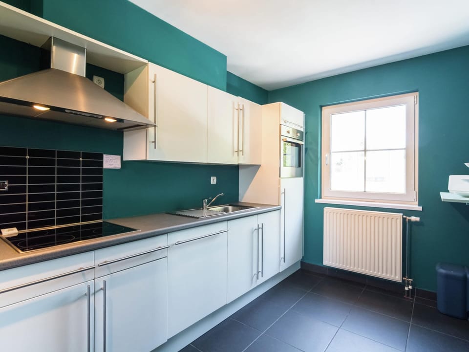 House | Private kitchen | Coffee/tea maker, highchair