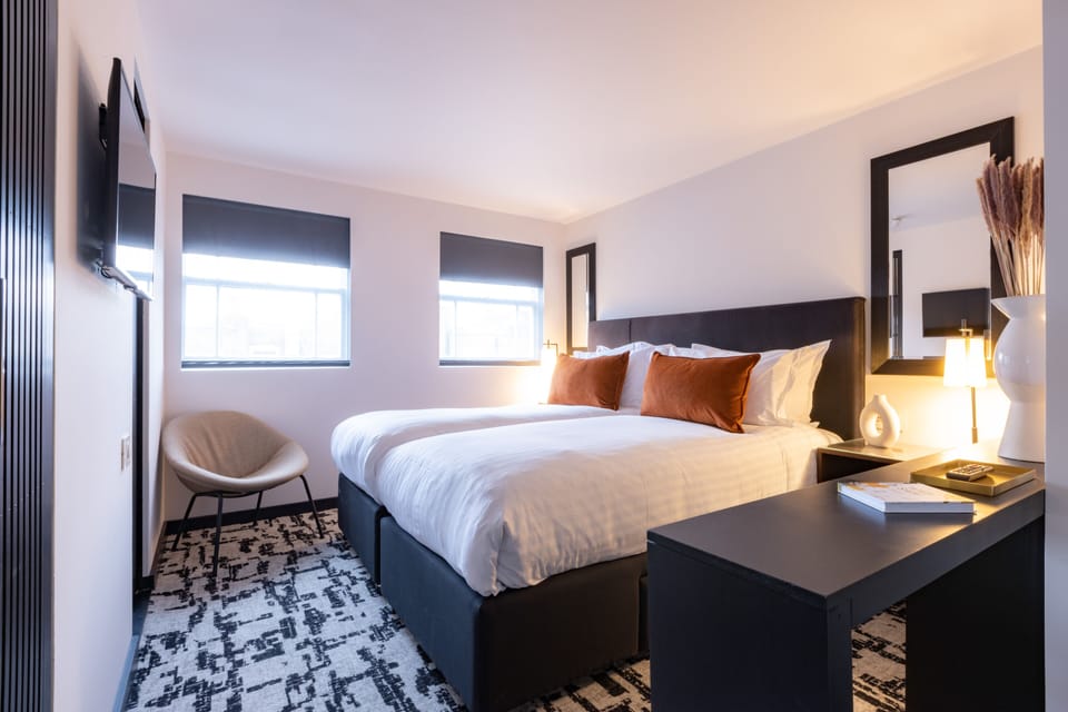 Superior Room | In-room safe, desk, iron/ironing board, free WiFi