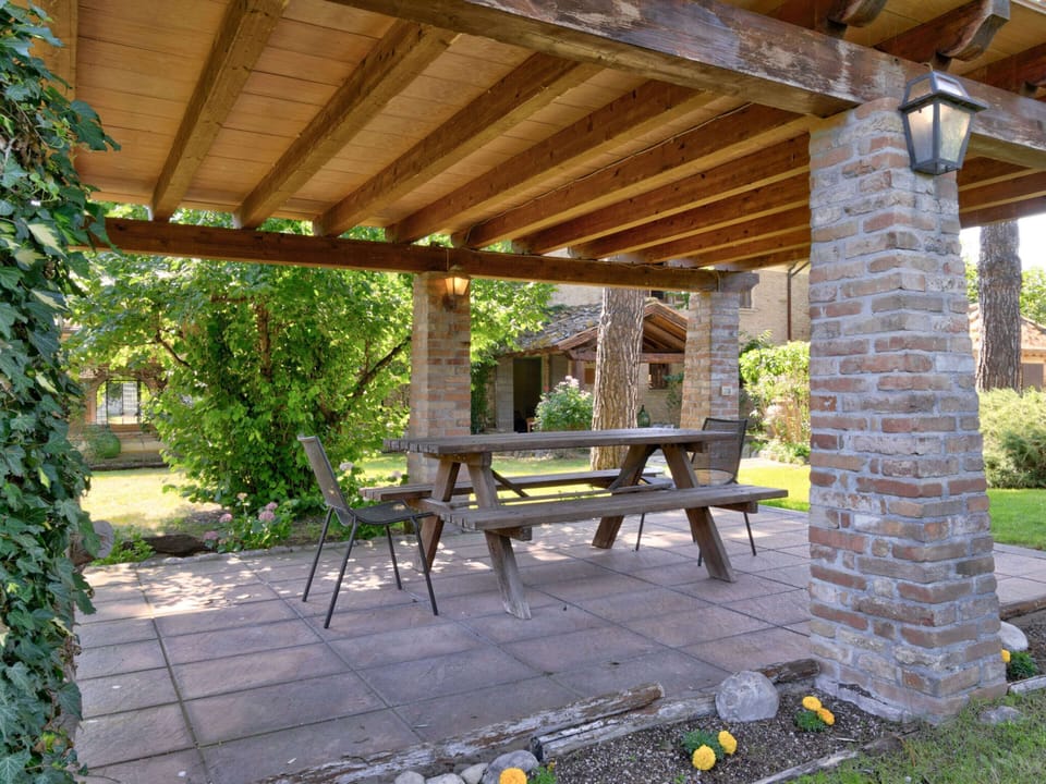 House | Dining
