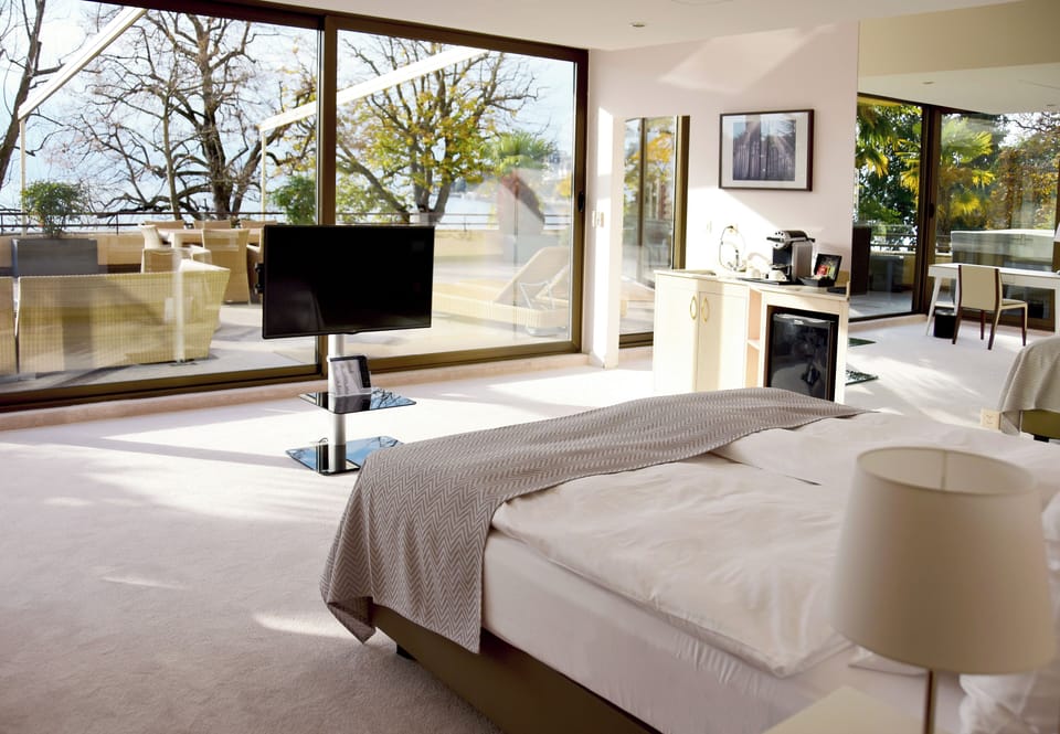 Royal Suite, 2 Bedrooms, Terrace, Lake View | Premium bedding, minibar, in-room safe, desk