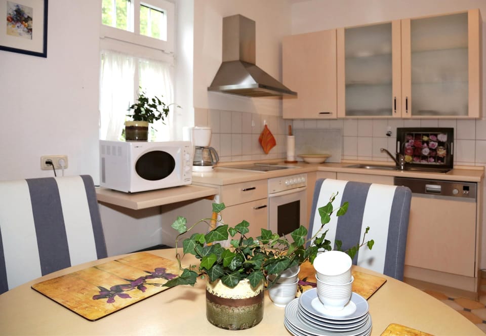 Apartment | Private kitchen | Highchair