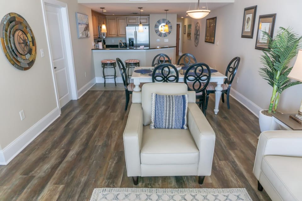 All new floor throughout the condo!