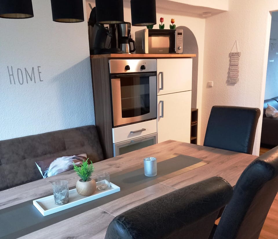 Apartment | Dining