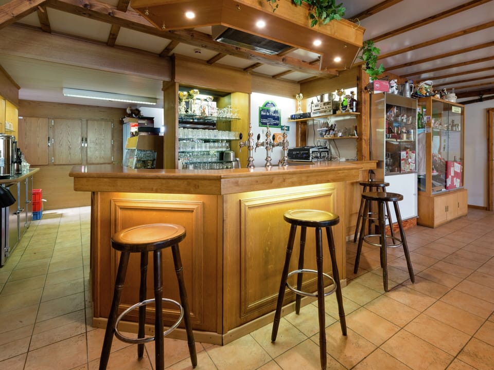 Cottage | Game room