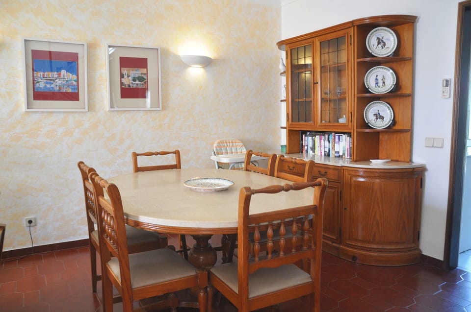 Villa | Dining