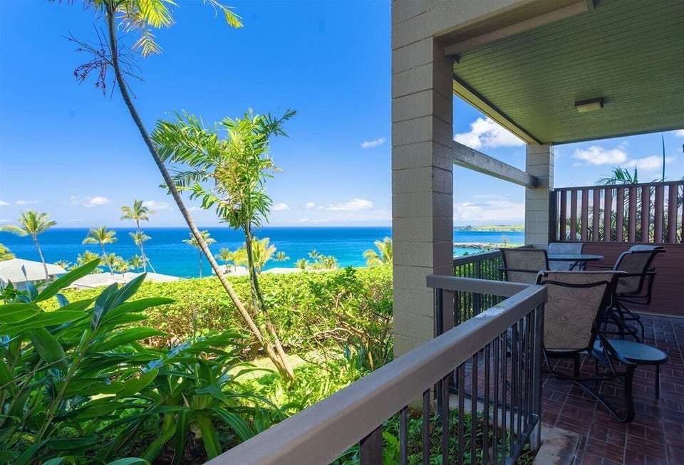 Maui`s soft, floral tradewinds are as much cooling as they are intoxicating