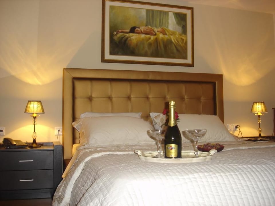 Premium bedding, pillowtop beds, individually decorated