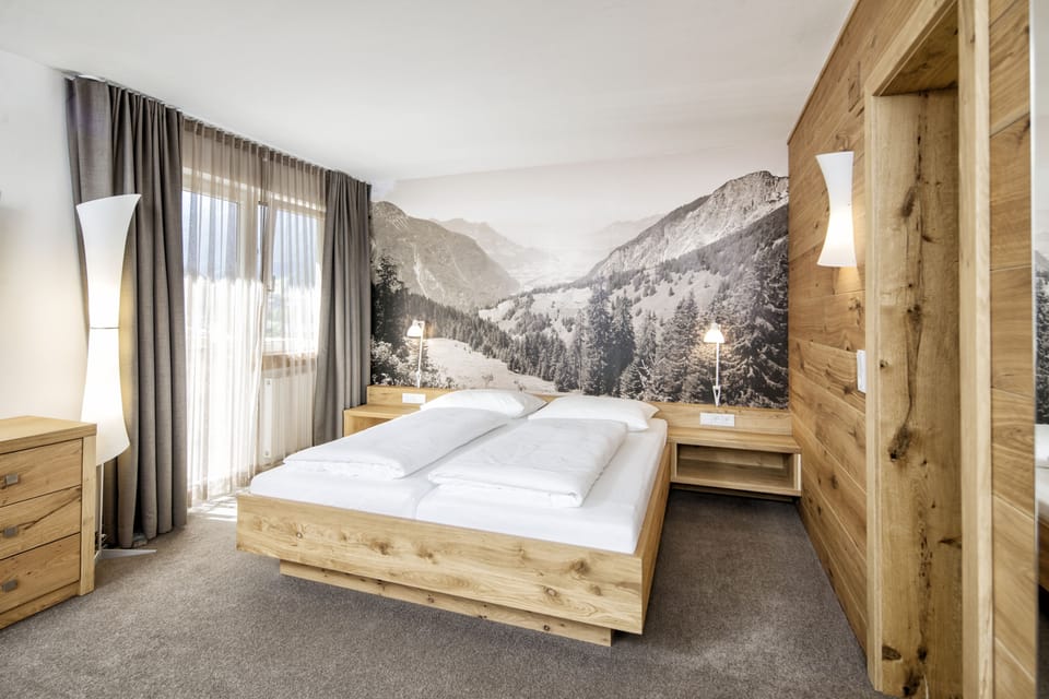 Premium bedding, in-room safe, desk, soundproofing
