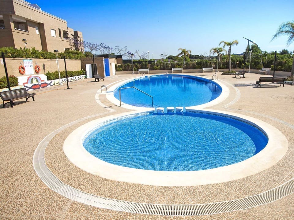 Swimming Pool, Property, Resort, Vacation, Azure, Leisure, Resort Town, Real Estate, Building, Hotel