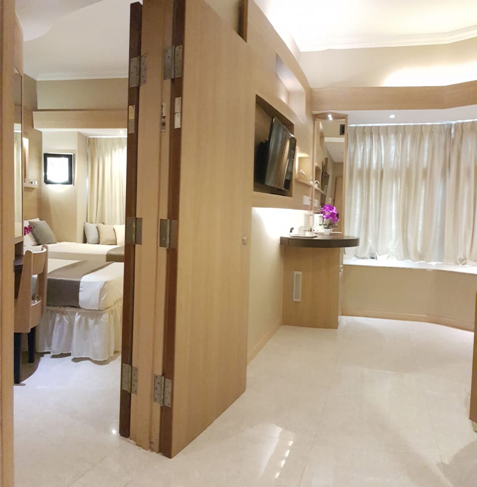 In-room safe, desk, blackout drapes, iron/ironing board (on request)