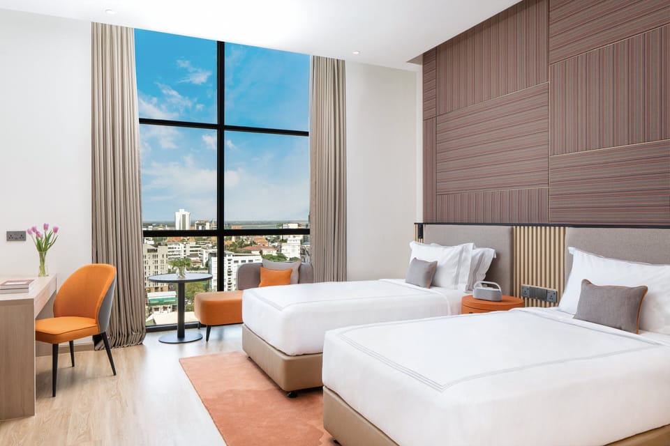 Premier Twin | In-room safe, desk, blackout drapes, soundproofing