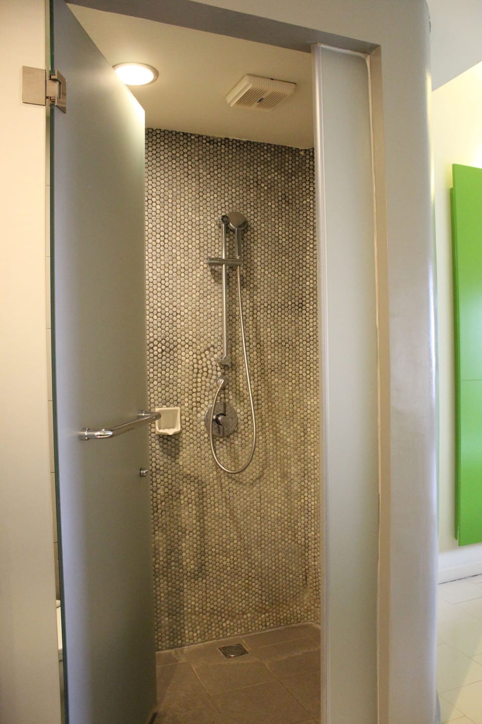 Shower, towels