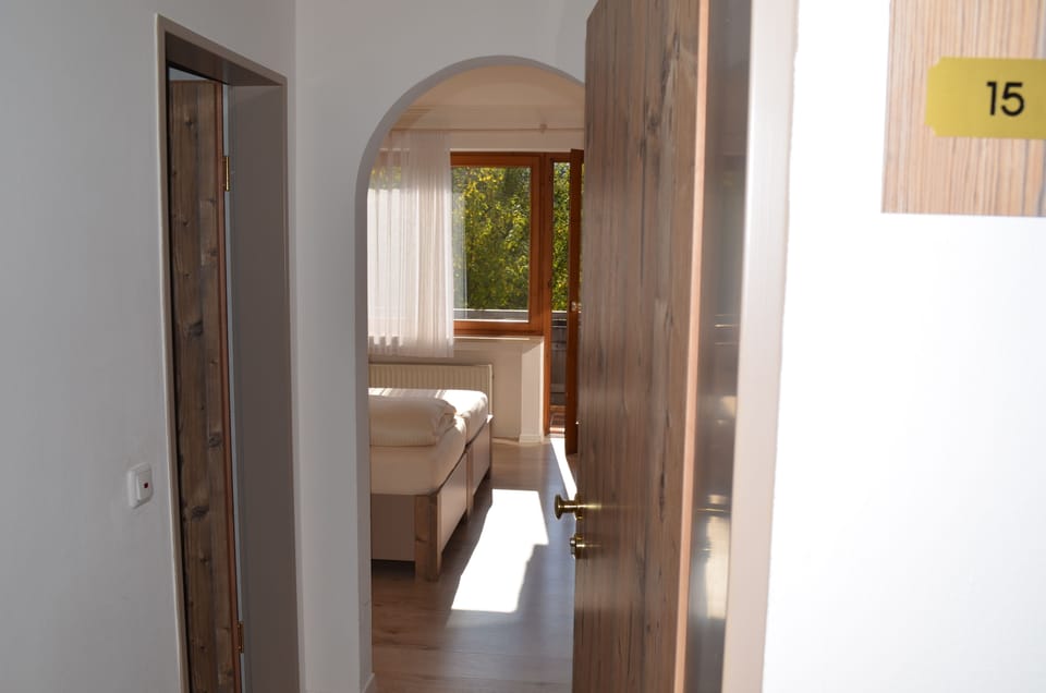 Pillowtop beds, minibar, in-room safe, desk