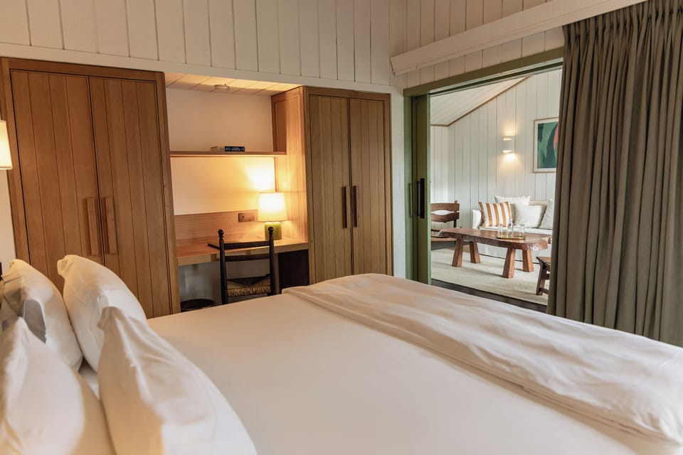 Signature Suite | Premium bedding, minibar, in-room safe, individually decorated