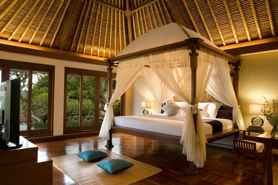 Garden Villa, 2 Bedrooms, Private Pool with Special  | Minibar, in-room safe, individually decorated, desk