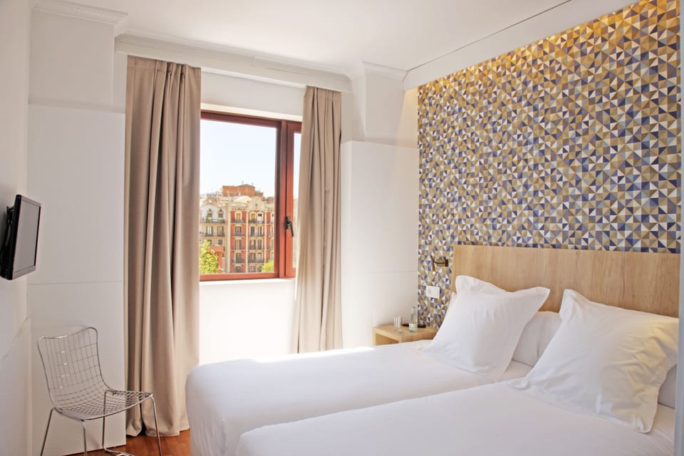 Exterior Double Room | In-room safe, WiFi (free)