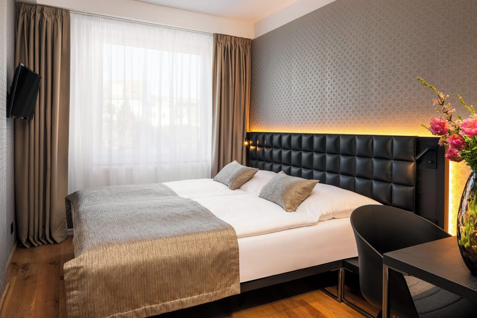 Premium bedding, memory foam beds, in-room safe, individually furnished