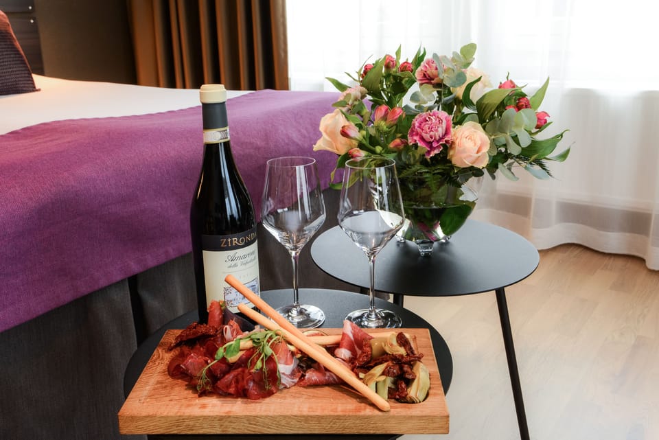 Room service - dining