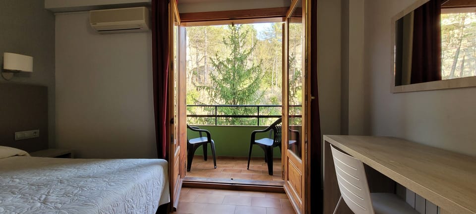 Family Quadruple Room | Individually decorated, individually furnished, desk, blackout drapes