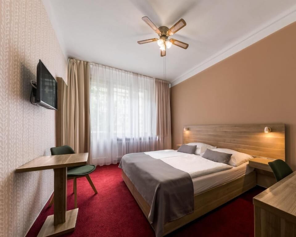 Minibar, in-room safe, blackout drapes, cribs (surcharge)