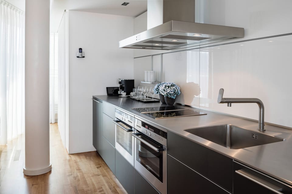 Superior Suite (Mandala) | Private kitchen | Fridge, espresso maker, coffee/tea maker, cookware/dishes/utensils