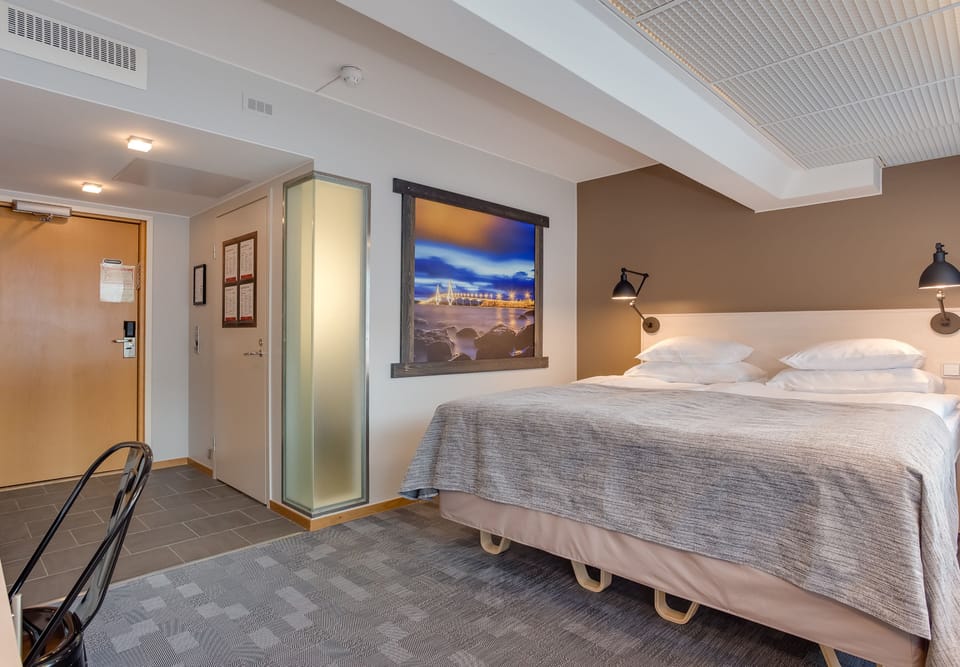 Standard Twin Room | Desk, soundproofing, iron/ironing board, free WiFi
