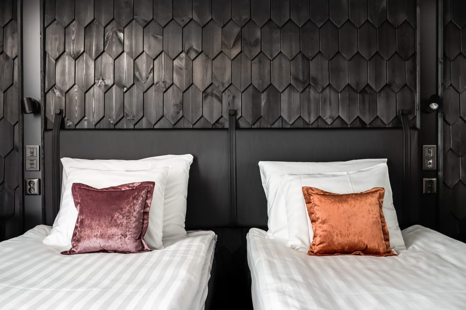 Standard Twin Room (extra bed possibility) | In-room safe, desk, laptop workspace, blackout drapes