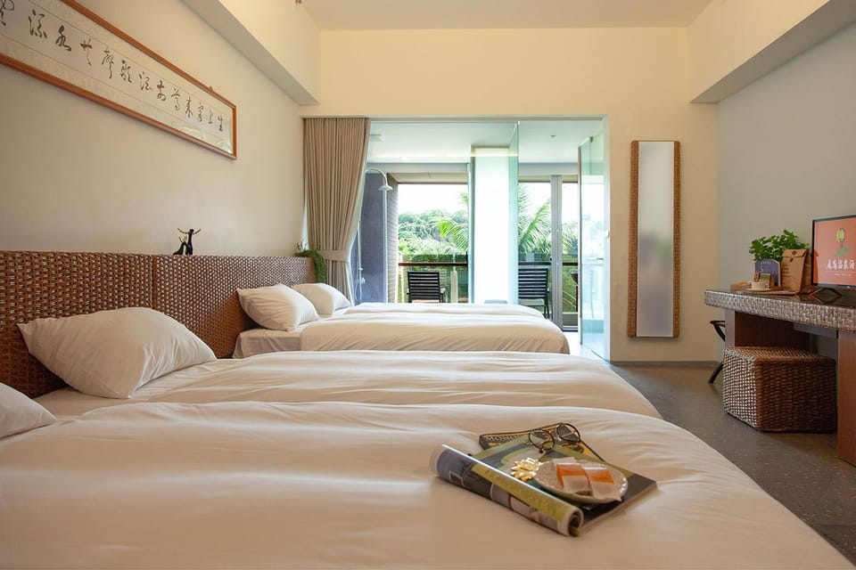 Premium bedding, down comforters, pillowtop beds, in-room safe