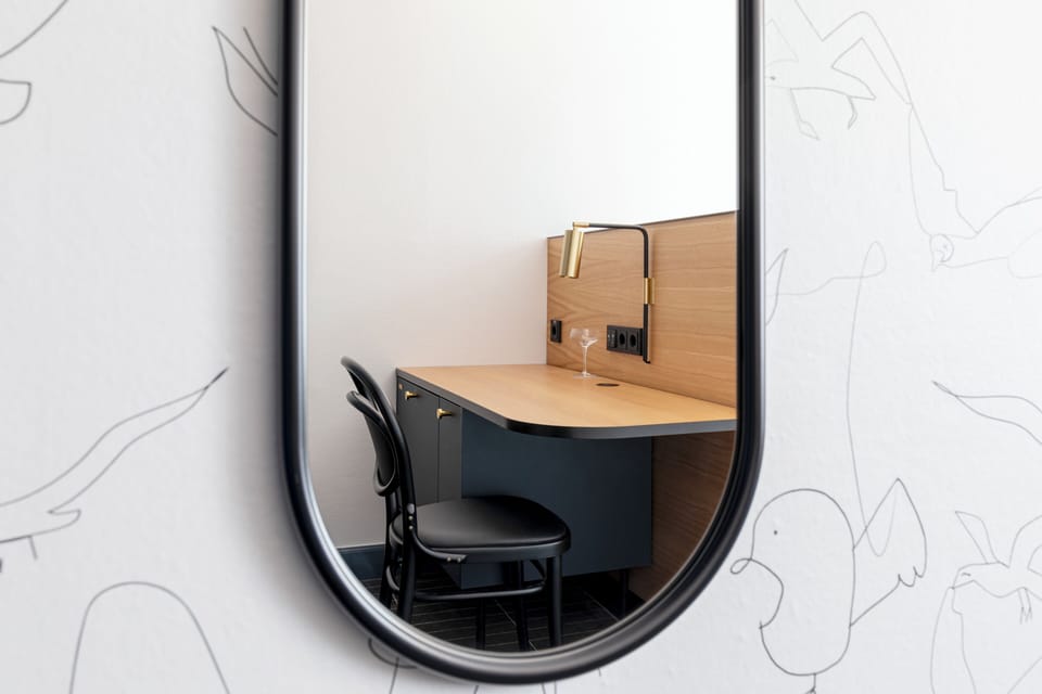 Single Room (Solo) | 1 bedroom, minibar, in-room safe, blackout drapes